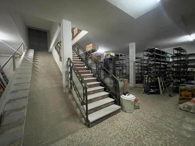 Erhverv til salg i Estepona med garage - € 1.700.000 (Ref: 3467080)