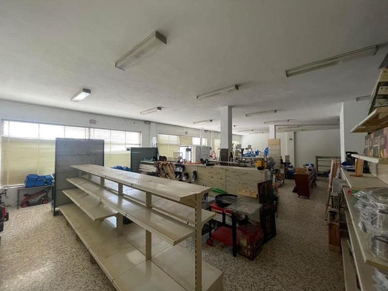 Erhverv til salg i Estepona med garage - € 1.700.000 (Ref: 3467080)