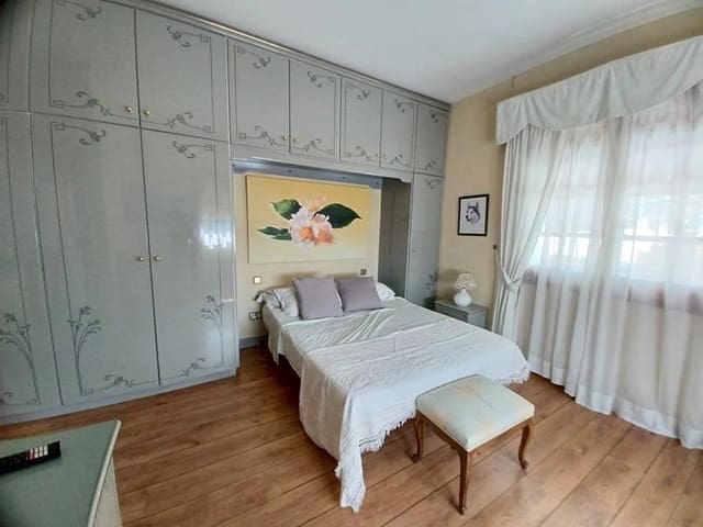 5 Zimmer Villa zu verkaufen in Estepona mit Pool Garage - 2.500.000 € (Ref: 3497509)