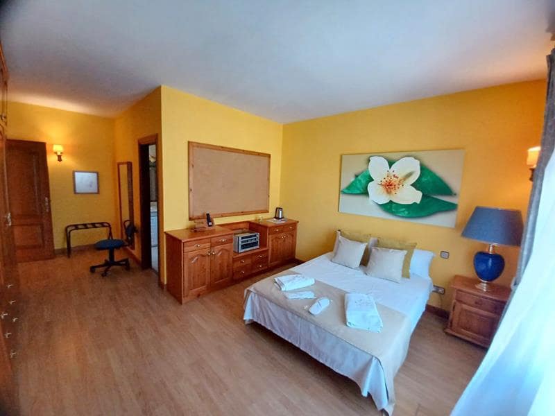 5 makuuhuone Huvila myytävänä paikassa Estepona mukana uima-altaan 
autotalli - 2 500 000 € (Ref: 3497509)