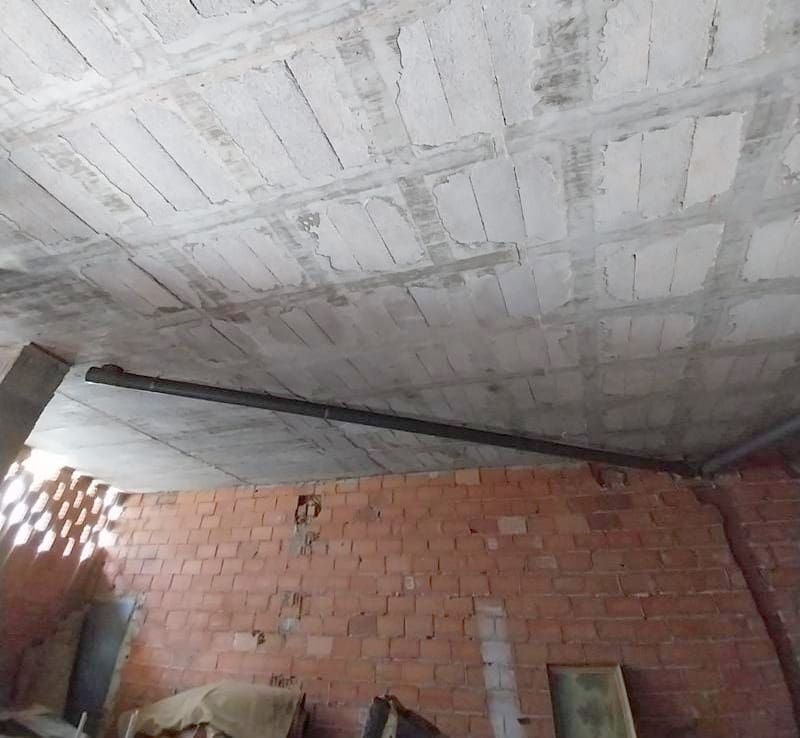 Kommersiell til salgs i Estepona - € 159 000 (Ref: 4158860)