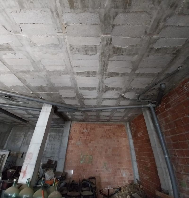 Kommersiell til salgs i Estepona - € 159 000 (Ref: 4158860)