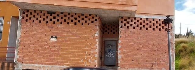 Kommersiell til salgs i Estepona - € 159 000 (Ref: 4158860)