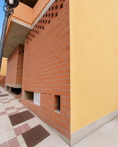 Kommersiell till salu i Estepona - 159 000 € (Ref: 4158860)