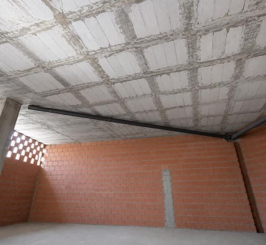 Kommersiell till salu i Estepona - 159 000 € (Ref: 4158860)