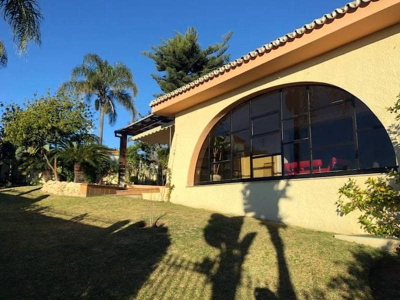 6 bedroom Villa for sale in Estepona with pool - € 1,200,000 (Ref: 4158925)