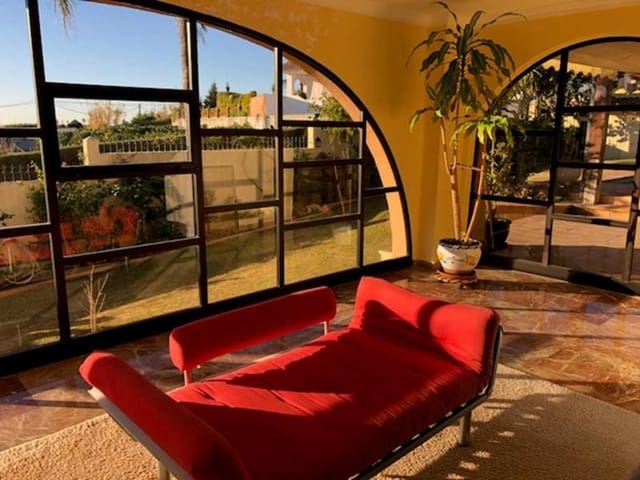 6 camera da letto Villa in vendita in Estepona con piscina - 1.200.000 € (Rif: 4158925)