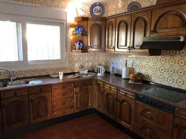 6 camera da letto Villa in vendita in Estepona con piscina - 1.200.000 € (Rif: 4158925)