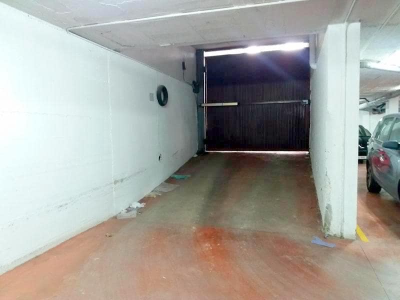 3 slaapkamer Flat te huur in Malaga stad - € 1.400 (Ref: 4164977)