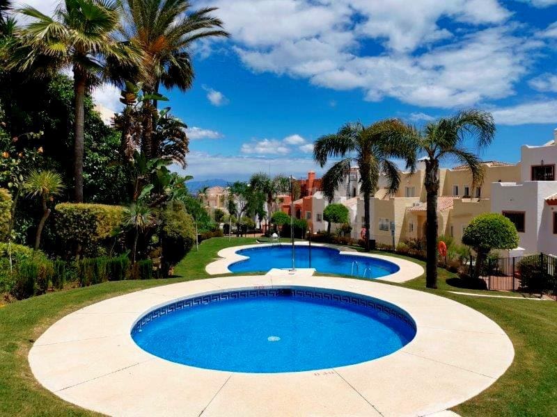 3 bedroom Flat for sale in Casares with pool garage - € 350,000 (Ref: 4299428)