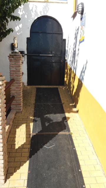 3 bedroom Villa for sale in Estepona with pool garage - € 763,500 (Ref: 4320020)