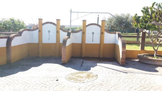 3 bedroom Villa for sale in Estepona with pool garage - € 763,500 (Ref: 4320020)