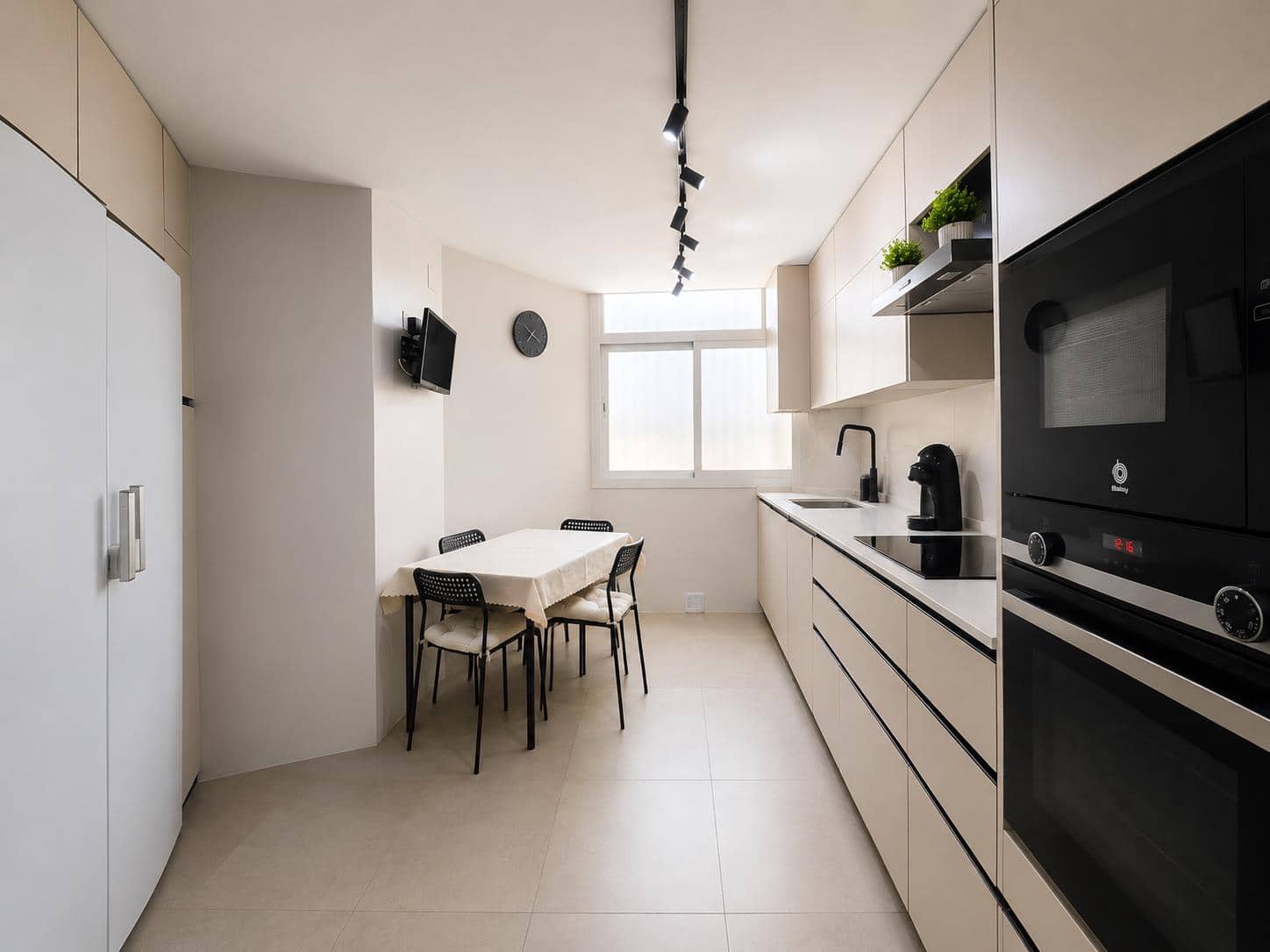 4 sypialnia Mieszkanie na sprzedaż w Miasto Malaga z basenem - 395 000 € (Ref: 6459755)