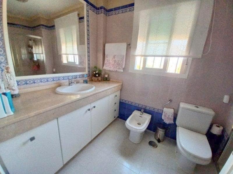 3 sovrum Lägenhet till salu i San Luis de Sabinillas med pool garage - 497 000 € (Ref: 6459827)