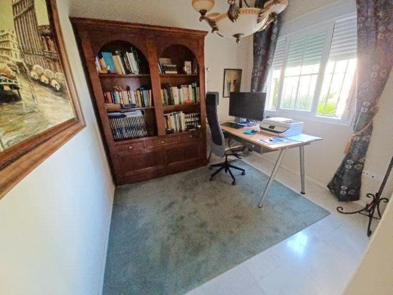 3 sovrum Lägenhet till salu i San Luis de Sabinillas med pool garage - 497 000 € (Ref: 6459827)