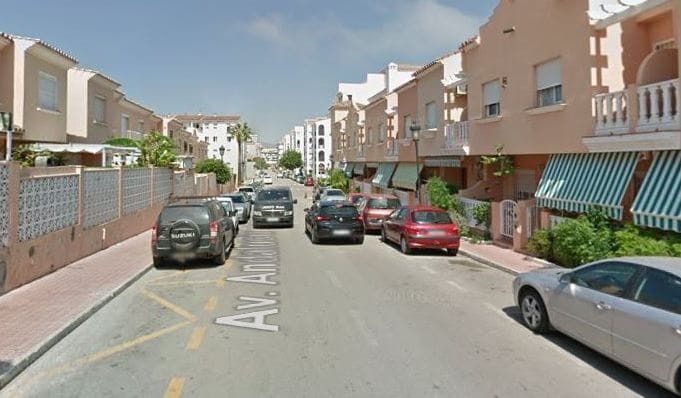 Garage til salg i San Luis de Sabinillas - € 12.500 (Ref: 6461848)