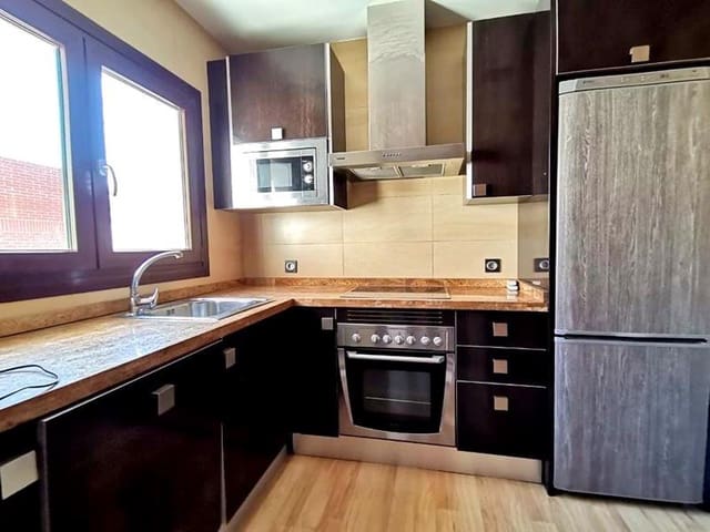 2 bedroom Flat for rent in Teatinos, Málaga city with garage - € 1,300 (Ref: 6581039)