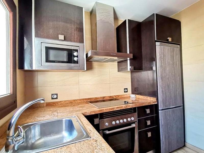 2 soveværelse Lejlighed til leje i Malaga by med garage - € 1.300 (Ref: 6581039)