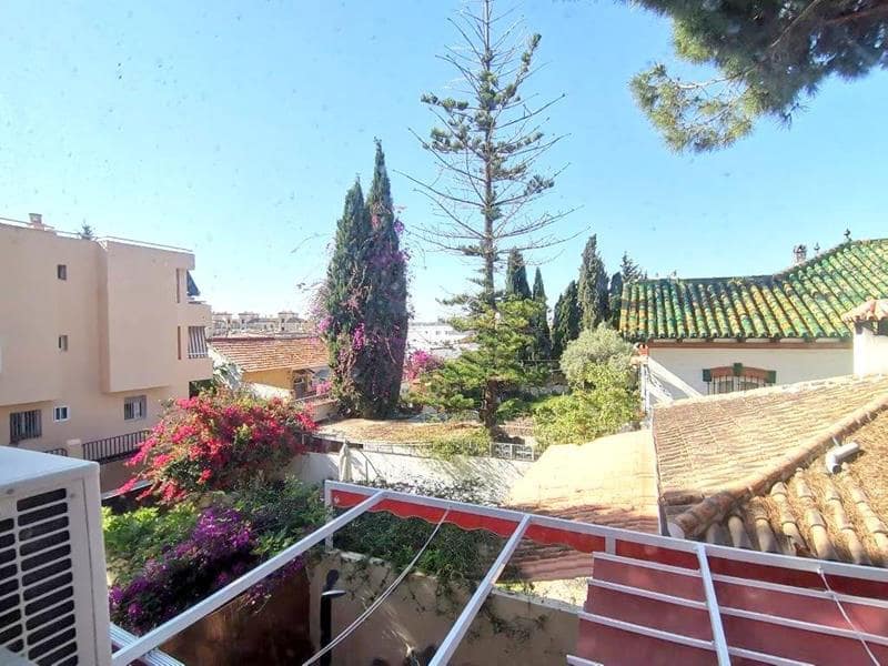 2 soveværelse Lejlighed til leje i Malaga by med garage - € 1.300 (Ref: 6581039)