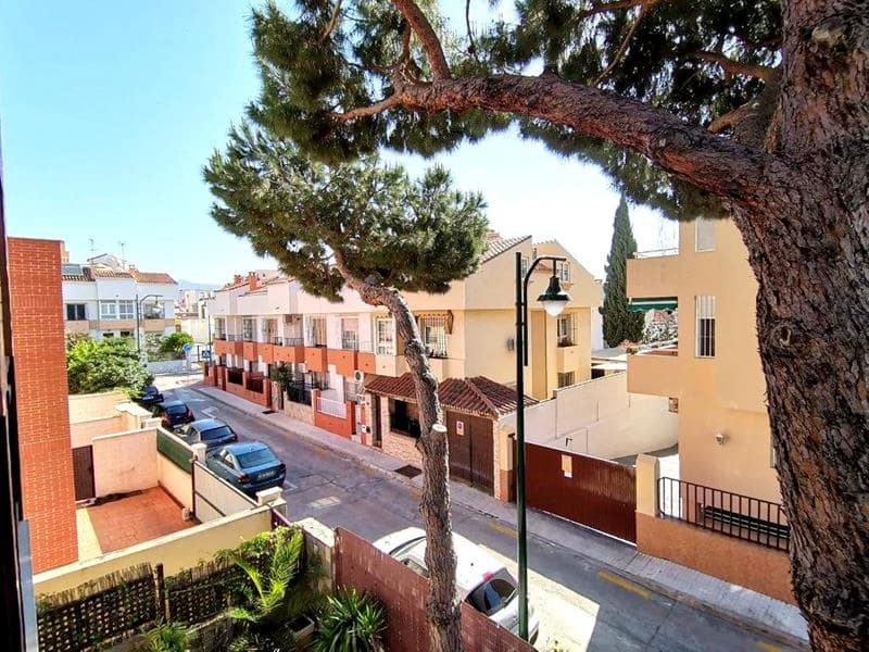 2 soveværelse Lejlighed til leje i Malaga by med garage - € 1.300 (Ref: 6581039)