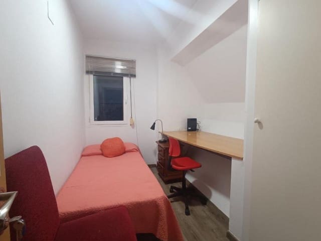 4 quarto Apartamento para arrendar em Teatinos, Málaga cidade - 1 400 € (Ref: 8930772)