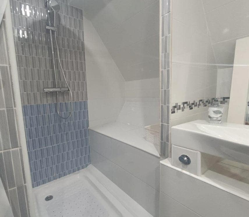 4 bedroom Flat for rent in Malaga city - € 1,400 (Ref: 8930772)