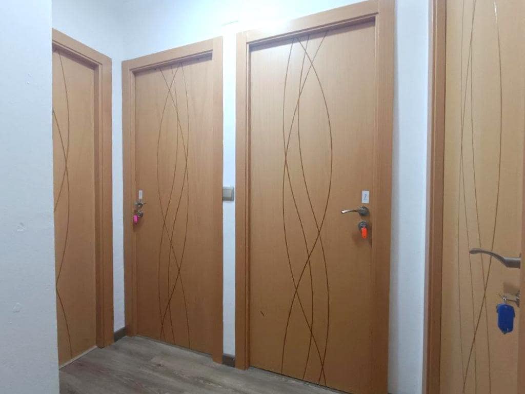 4 bedroom Flat for rent in Malaga city - € 1,400 (Ref: 8930772)