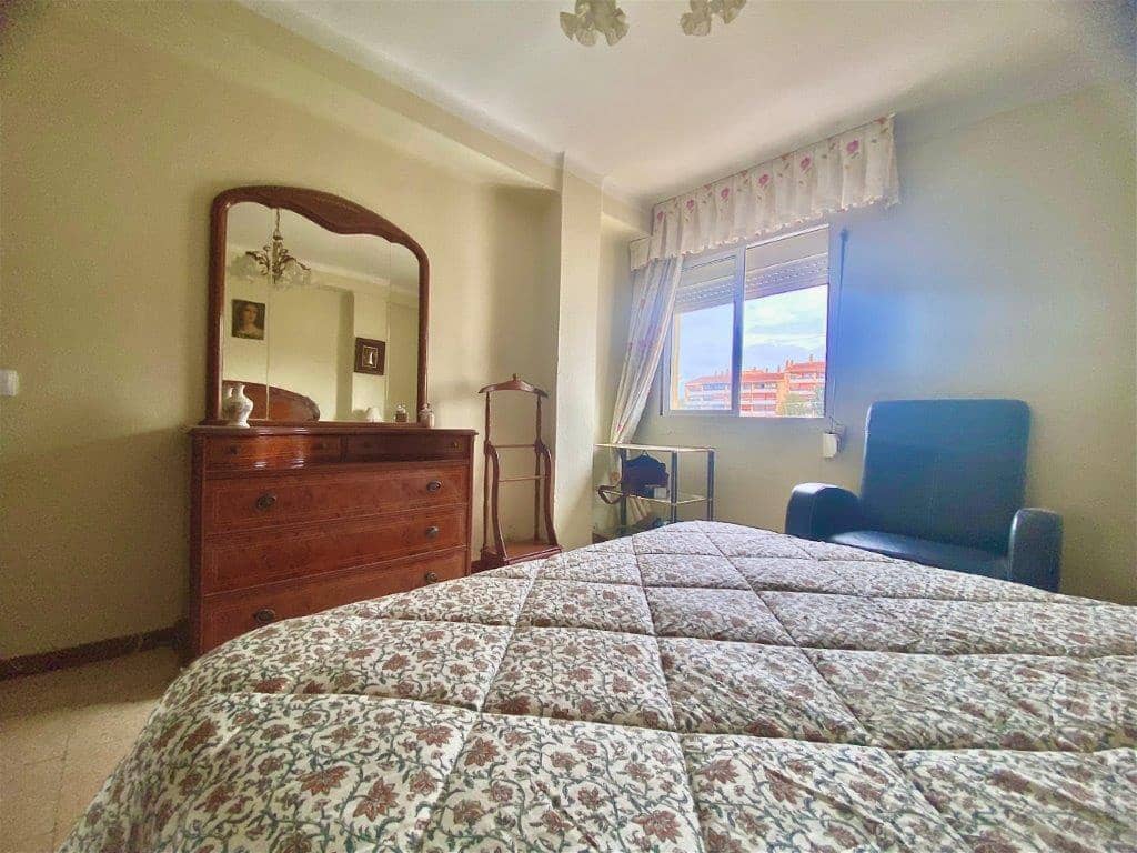 3 soverom Leilighet til salgs i Malaga by med garasje - € 285 000 (Ref: 8930773)