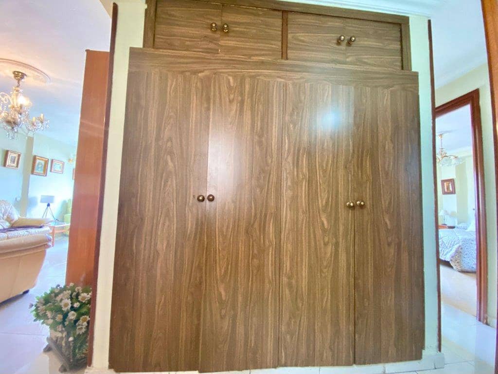 3 soverom Leilighet til salgs i Malaga by med garasje - € 285 000 (Ref: 8930773)