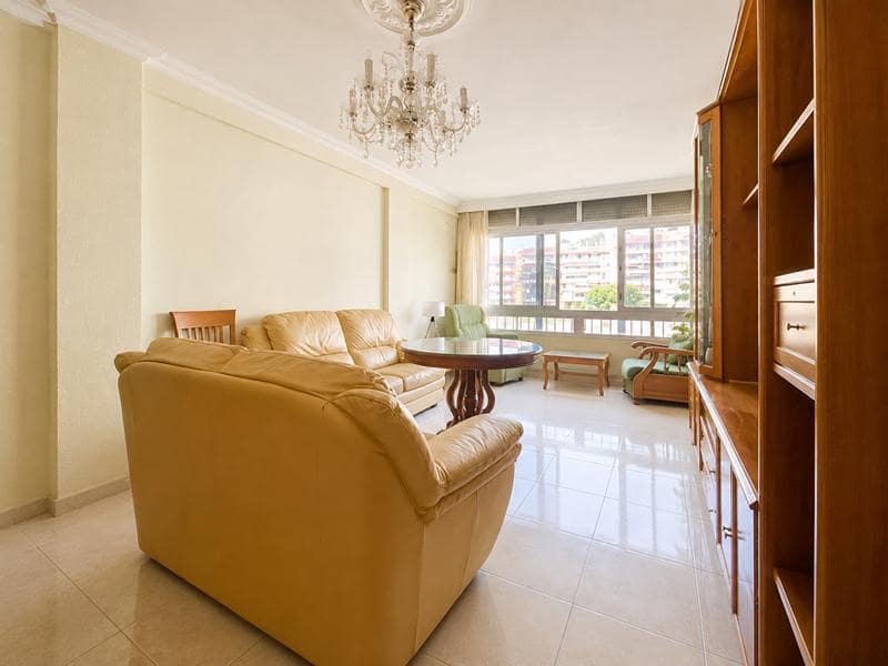 3 soveværelse Lejlighed til salg i Malaga by med garage - € 270.000 (Ref: 8930773)
