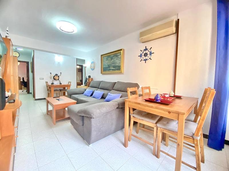 Appartement de 3 chambres à louer à Malaga ville - 1 300 € (Ref: 8930800)