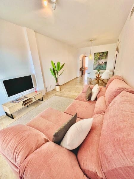 2 bedroom Flat for rent in San Luis de Sabinillas with pool garage - € 1,450 (Ref: 8930809)