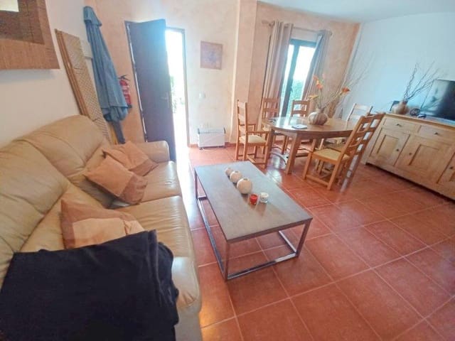 3 soveværelse Rækkehus til salg i Casares med swimmingpool - € 250.000 (Ref: 8930827)