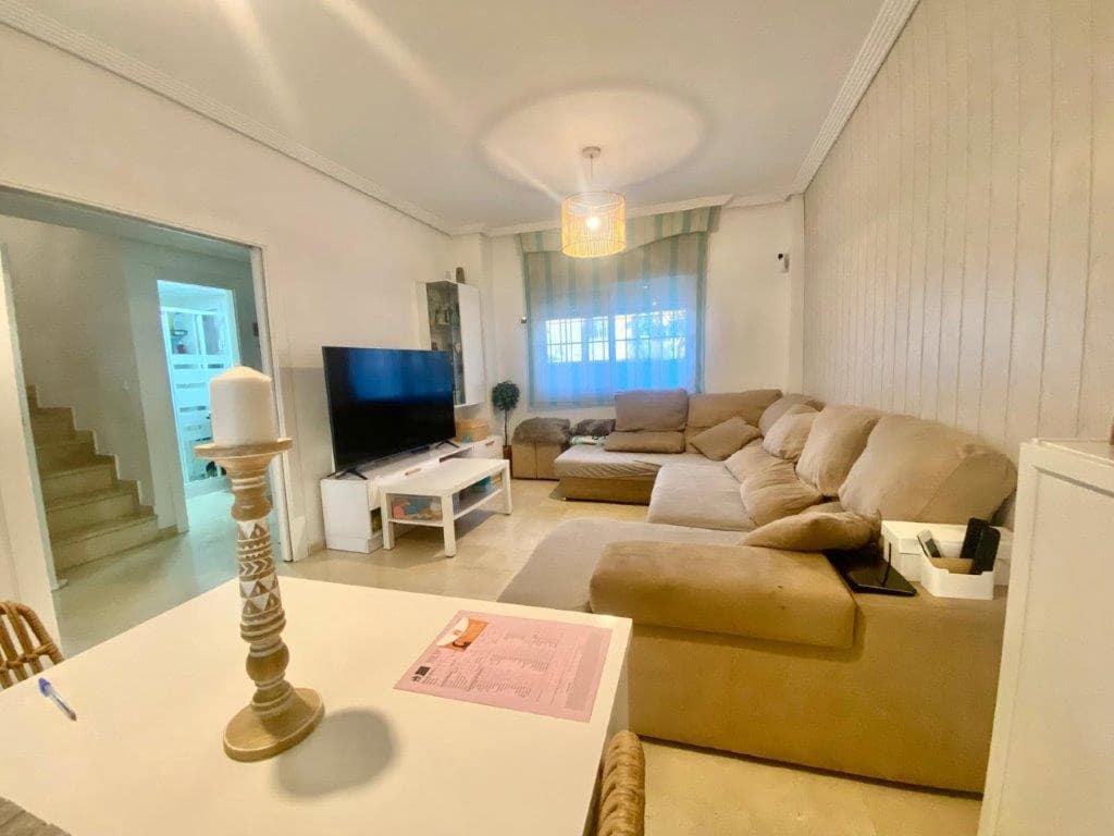 3 sypialnia Dom szeregowy na sprzedaż w Miasto Malaga z garażem - 497 000 € (Ref: 8930870)