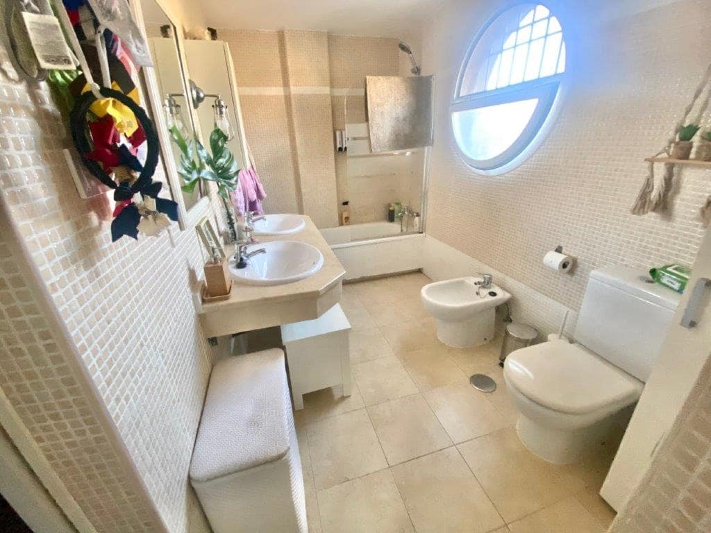 3 sypialnia Dom szeregowy na sprzedaż w Miasto Malaga z garażem - 497 000 € (Ref: 8930870)