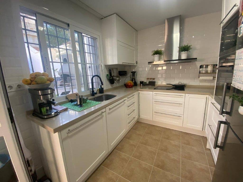 3 sypialnia Dom szeregowy na sprzedaż w Miasto Malaga z garażem - 497 000 € (Ref: 8930870)