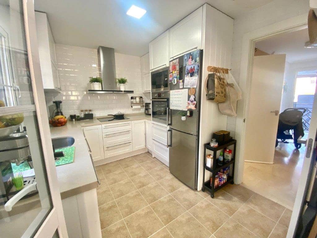 3 sypialnia Dom szeregowy na sprzedaż w Miasto Malaga z garażem - 497 000 € (Ref: 8930870)