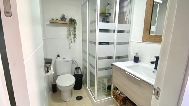 3 sypialnia Dom szeregowy na sprzedaż w Cruz de Humilladero, Miasto Málaga z garażem - 497 000 € (Ref: 8930871)