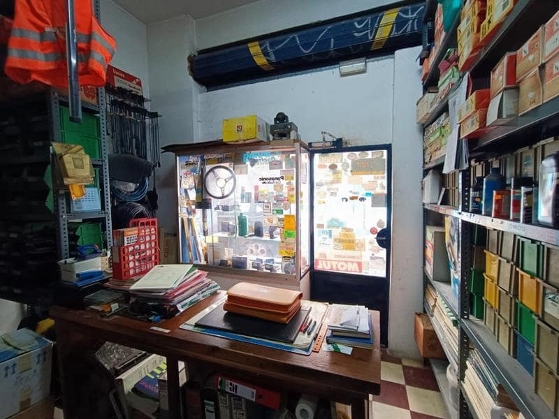 Erhverv til salg i Estepona - € 196.500 (Ref: 8930880)