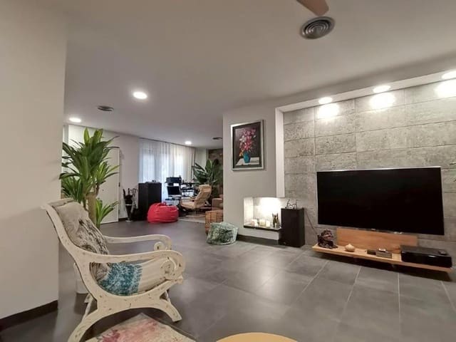 2 soverom Leilighet til salgs i Centro, Málaga by med garasje - € 625 700 (Ref: 8930887)