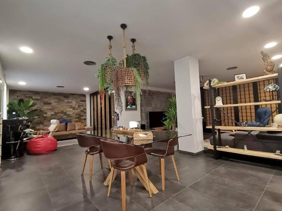 2 soverom Leilighet til salgs i Malaga by med garasje - € 625 700 (Ref: 8930887)