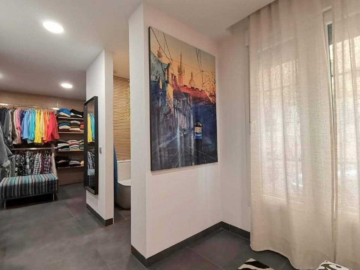 2 soverom Leilighet til salgs i Malaga by med garasje - € 625 700 (Ref: 8930887)