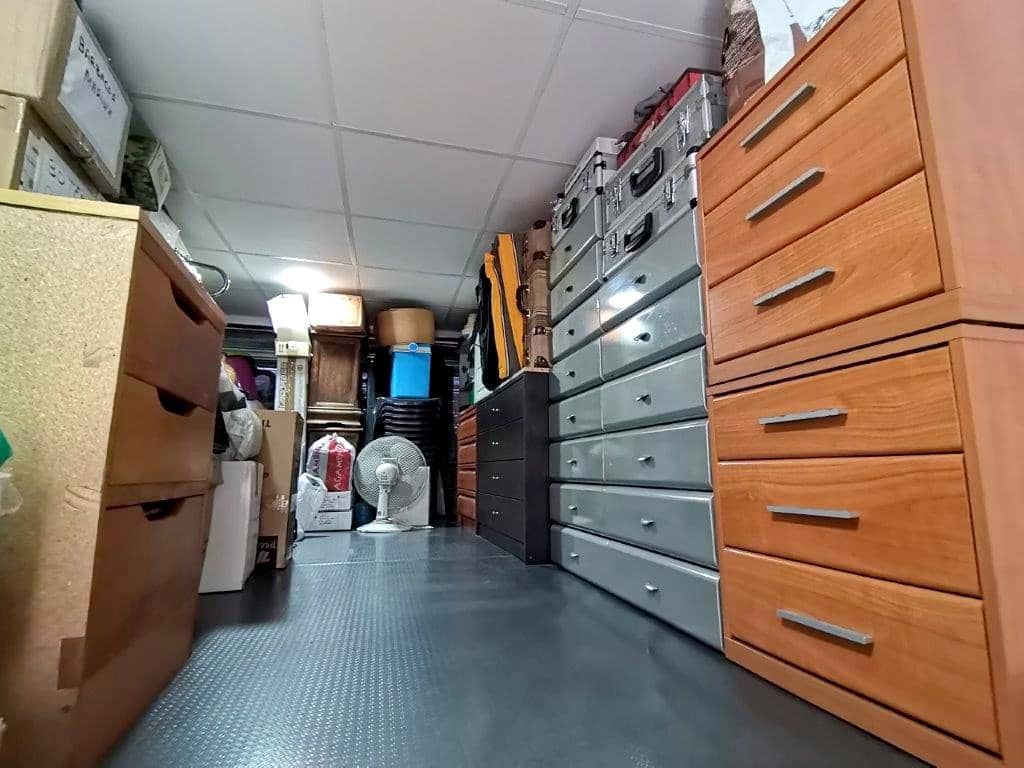 Erhverv til salg i Malaga by - € 56.500 (Ref: 8930888)