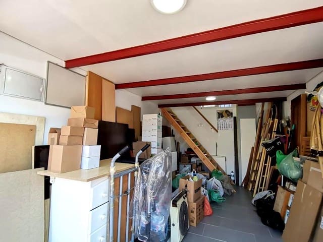 Kommersiell til salgs i Teatinos, Málaga by - € 56 500 (Ref: 8930888)