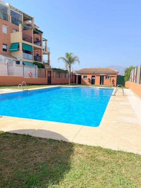 2 bedroom Flat for sale in San Luis de Sabinillas with pool garage - € 220,000 (Ref: 8930891)