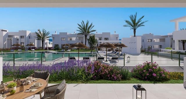 3 soveværelse Penthouse til salg i Estepona med swimmingpool garage - € 725.000 (Ref: 8930895)
