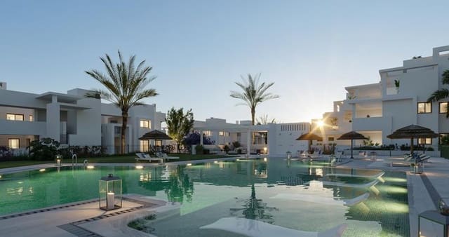 3 soveværelse Penthouse til salg i Estepona med swimmingpool garage - € 725.000 (Ref: 8930895)