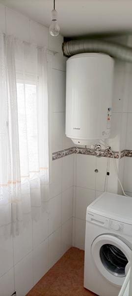 Piso de 2 habitaciones en Estepona en venta - 311.000 € (Ref: 8930896)