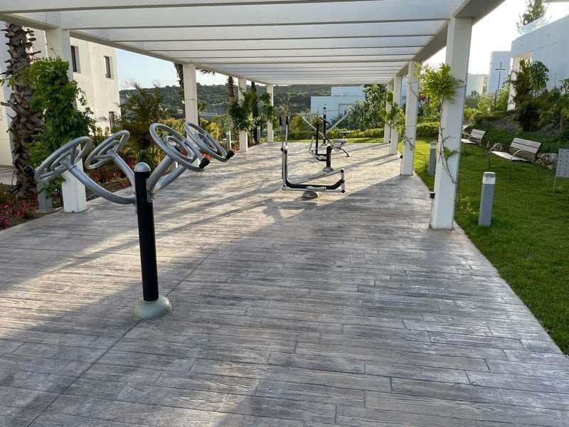 3 soveværelse Penthouse til salg i Estepona med swimmingpool garage - € 700.000 (Ref: 8930912)