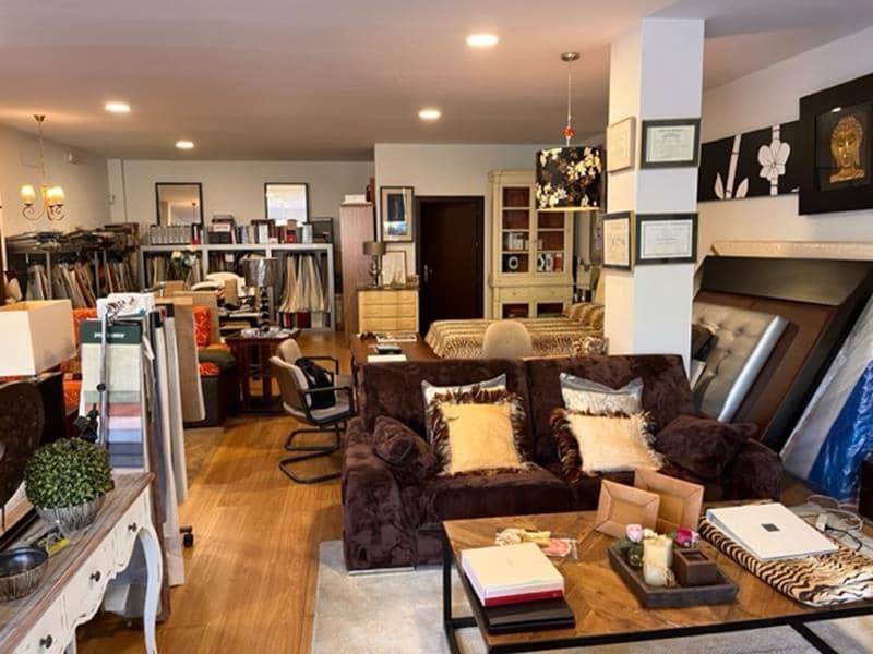 Erhverv til salg i Estepona - € 380.000 (Ref: 8930914)